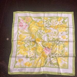 Vintage S M Lent Avon Acetate Floral  Print Scarf 🌸🌼🌸💐